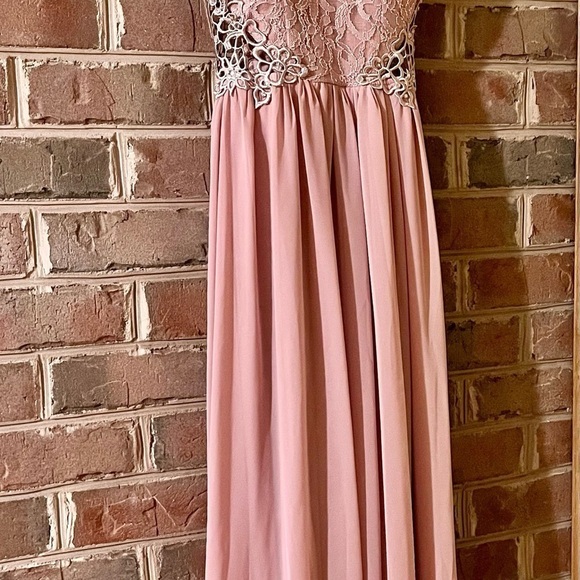 City Studio Size 0 Pale Pink Prom Pageant Gown Tulip Style Beaded Modest Sequin - Picture 2 of 12